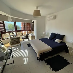 Welcome To The Beach. Royal Plaza Apartamento